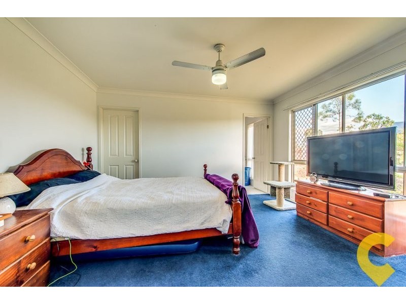 22 Oak Leaf Street, Springfield Lakes QLD 4300