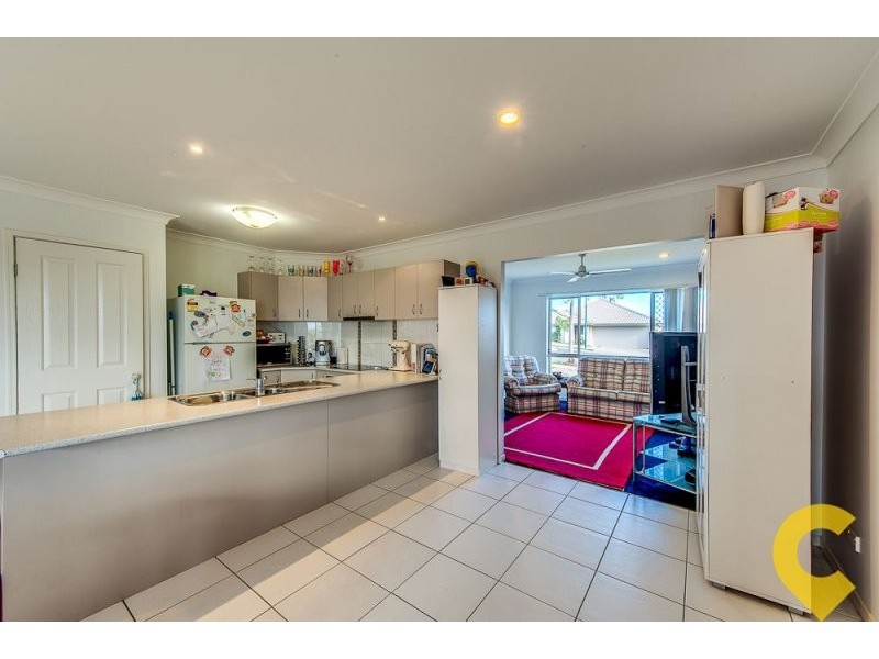 22 Oak Leaf Street, Springfield Lakes QLD 4300