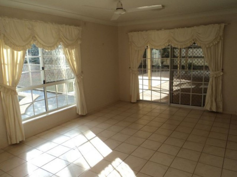 45 Hampstead Street, Forest Lake QLD 4078