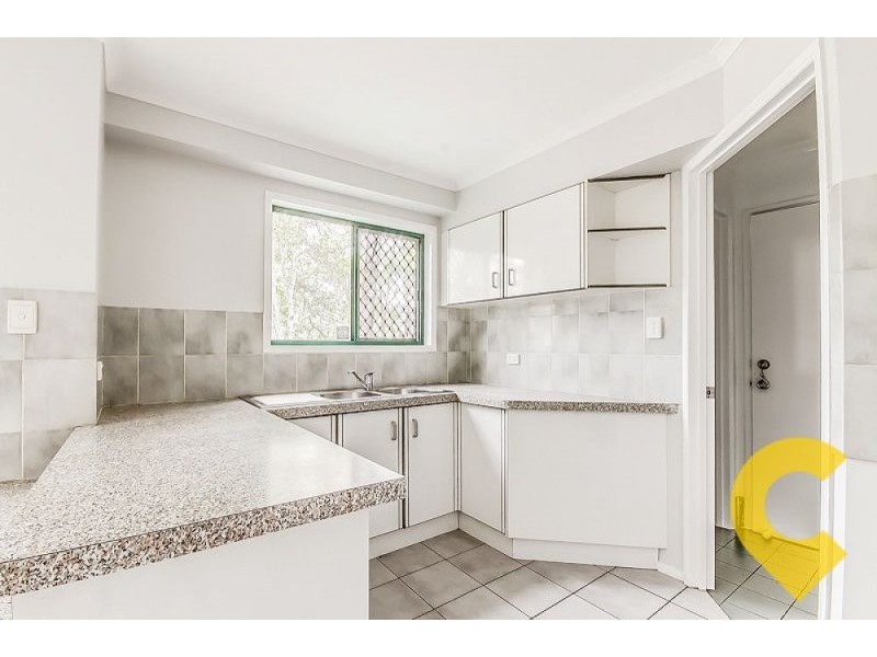 1/15 Napier Street, Forest Lake QLD 4078