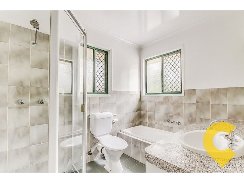 1/15 Napier Street, Forest Lake QLD 4078