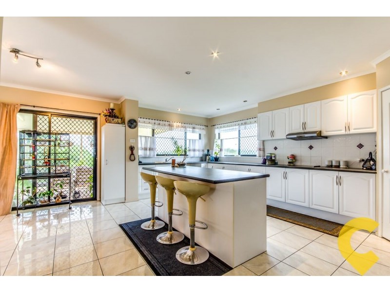 19 Anthony Court, Summerholm QLD 4341