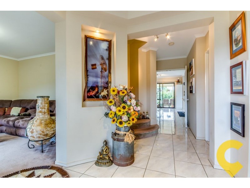 19 Anthony Court, Summerholm QLD 4341