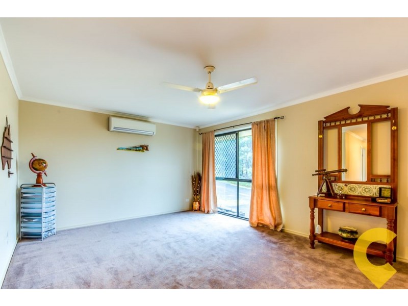 19 Anthony Court, Summerholm QLD 4341