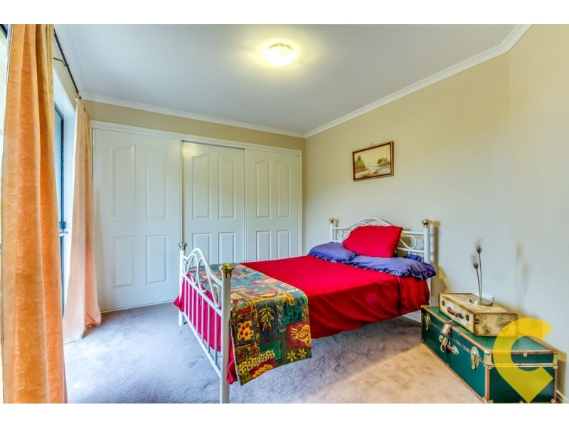 19 Anthony Court, Summerholm QLD 4341