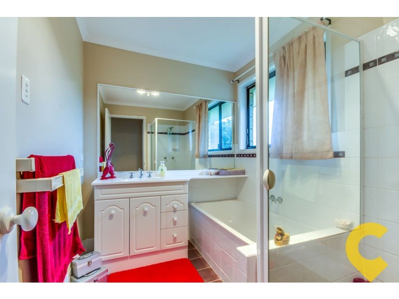 19 Anthony Court, Summerholm QLD 4341