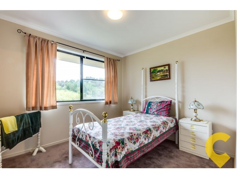 19 Anthony Court, Summerholm QLD 4341