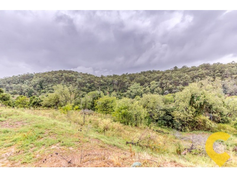 19 Anthony Court, Summerholm QLD 4341