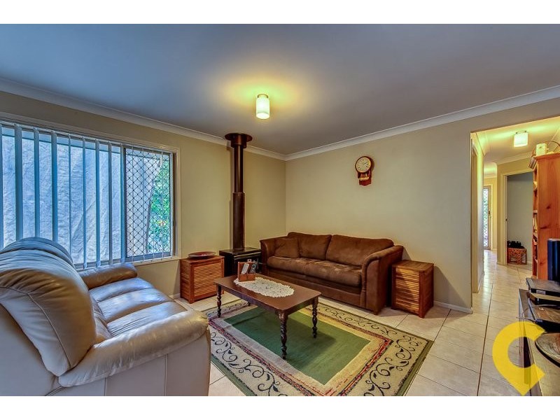 5 Whitmore Crescent, Goodna QLD 4300