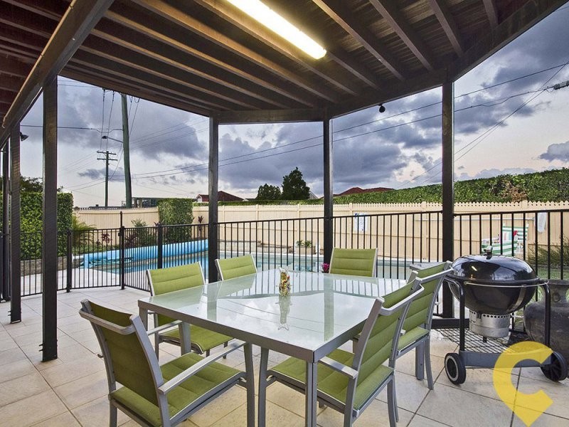 2 Rilatt Street, Wavell Heights QLD 4012