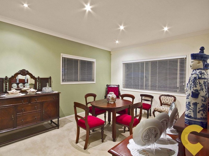 2 Rilatt Street, Wavell Heights QLD 4012