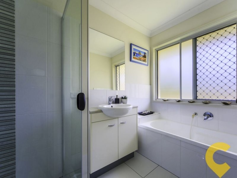 2 Conlan Court, Oxenford QLD 4210