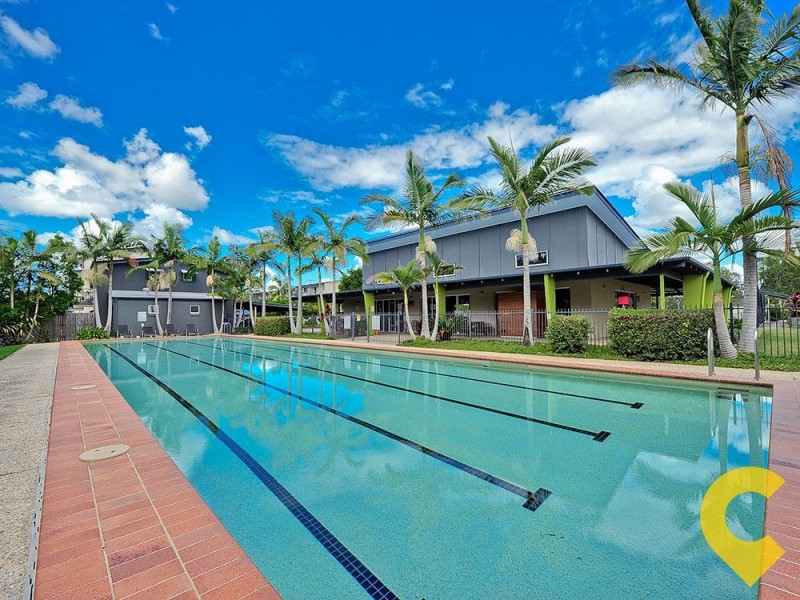 2/66 University Drive, Meadowbrook QLD 4131