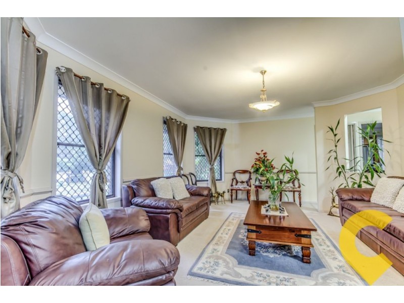 43 Ibis Circuit, Forest Lake QLD 4078