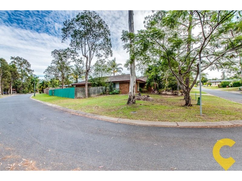 2 Finn Court, Camira QLD 4300