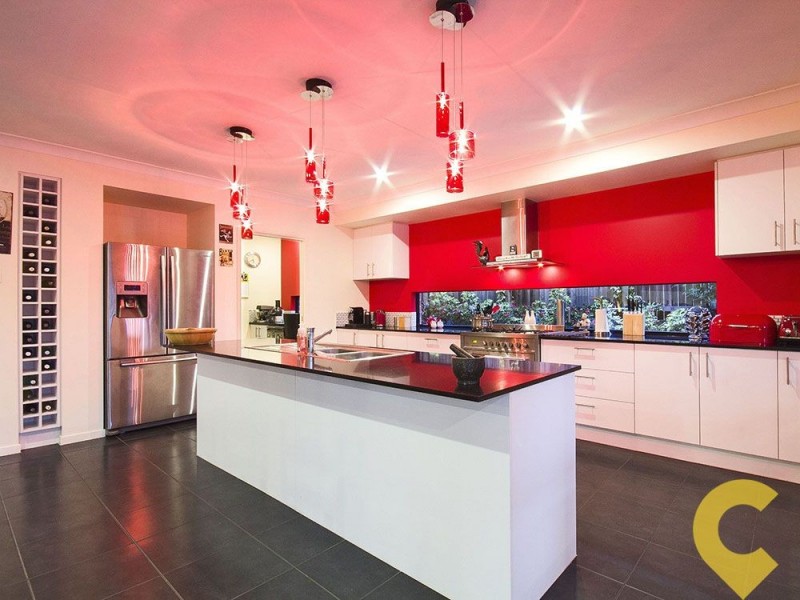 35 Kingfisher Drive, Upper Kedron QLD 4055