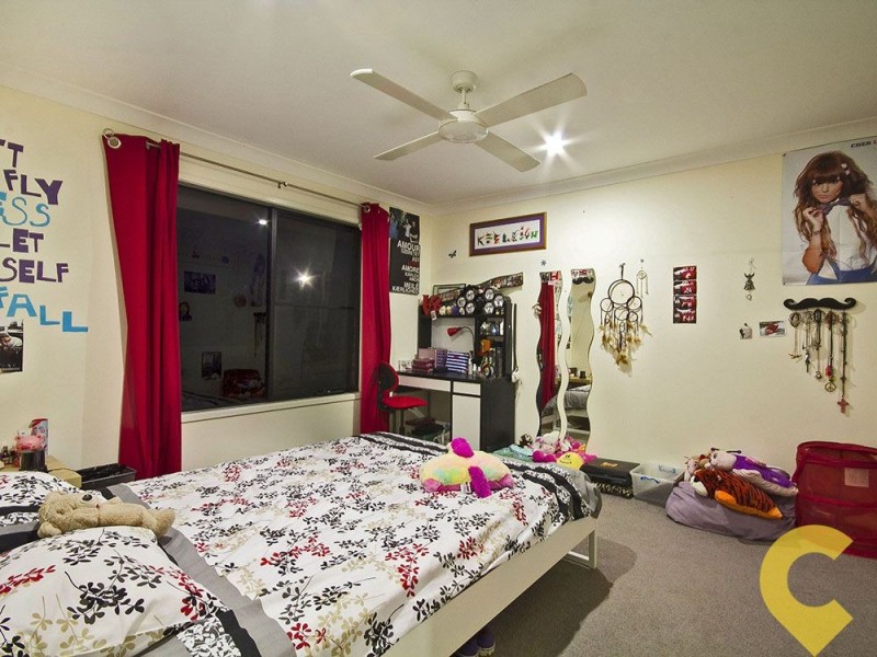 35 Kingfisher Drive, Upper Kedron QLD 4055