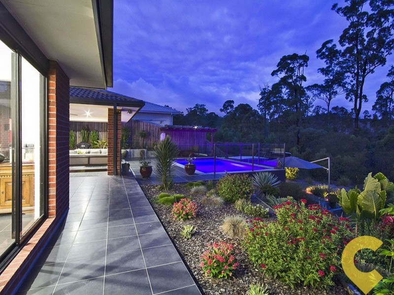 35 Kingfisher Drive, Upper Kedron QLD 4055