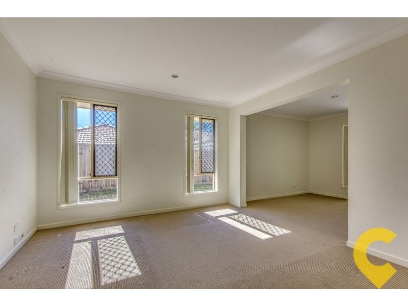 10 Lachlan Lane, Hillcrest QLD 4118