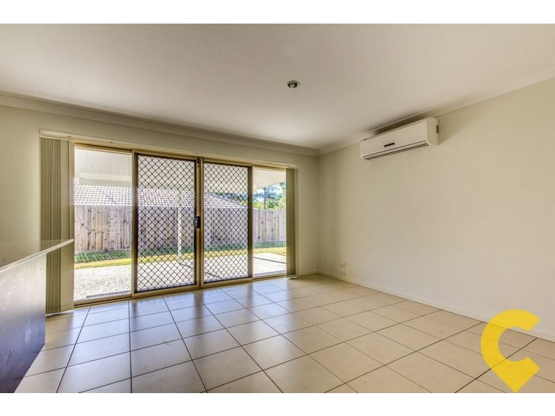 10 Lachlan Lane, Hillcrest QLD 4118