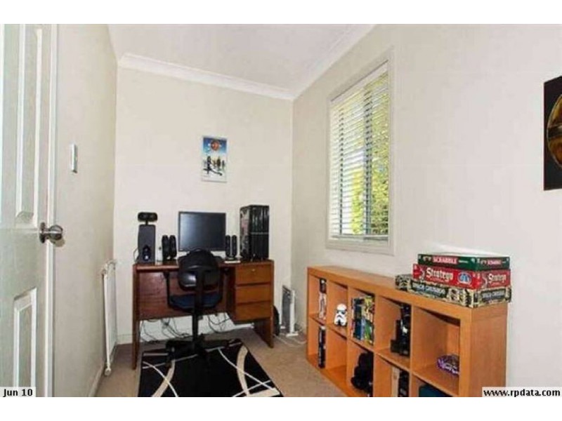 1 Inglis Street, Woody Point QLD 4019
