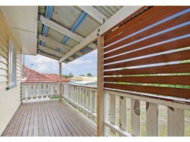 211 Pfingst Road, Wavell Heights QLD 4012
