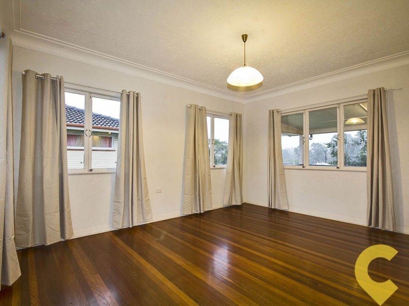 49 Basnett Street, Chermside West QLD 4032