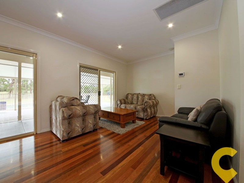 40 Valentine Court, Narangba QLD 4504