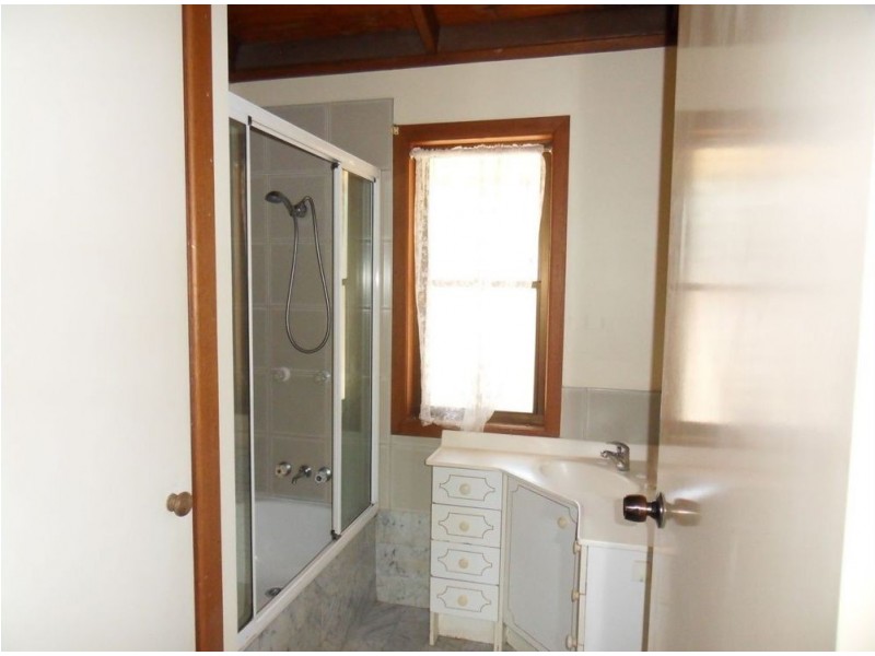 224 Eatons Crossing Road, Warner QLD 4500