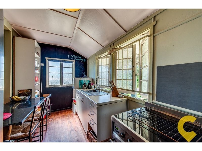 44 Lusitania Street, Newtown QLD 4305