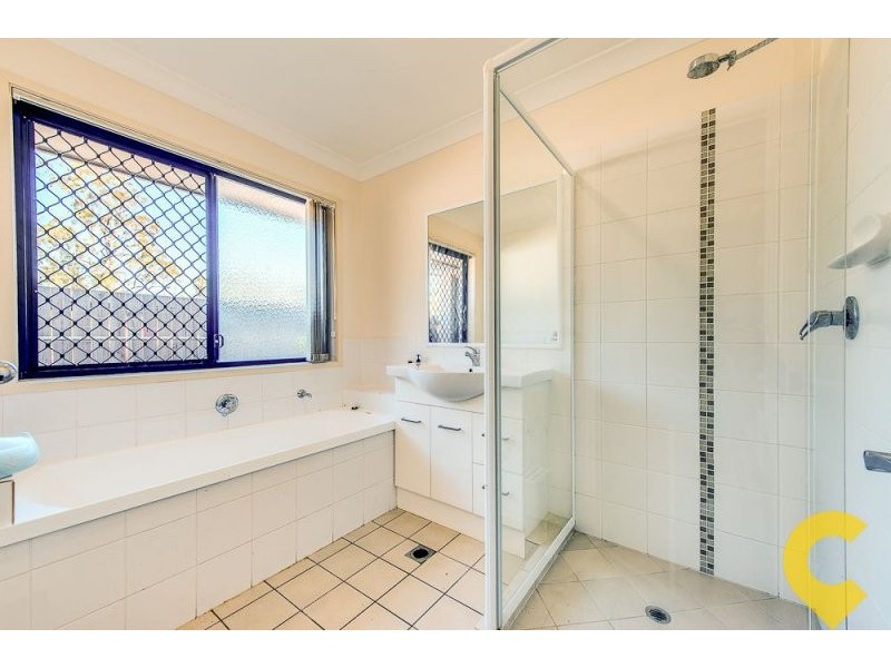 11 Rose Avenue, Springfield Lakes QLD 4300