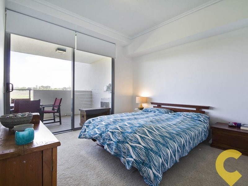 220/20 Egmont Street, Sherwood QLD 4075
