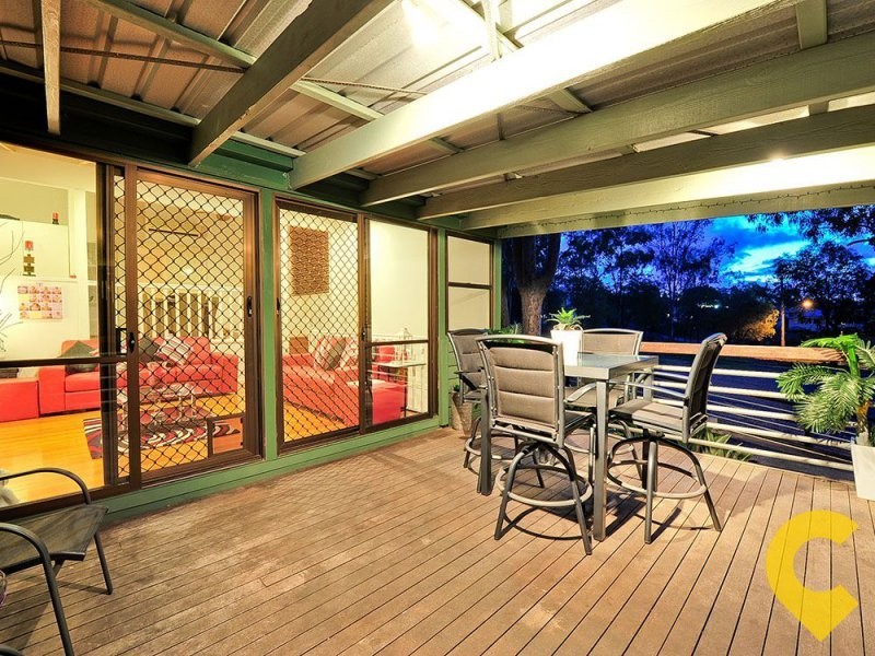 8 Parton Street, Stafford Heights QLD 4053