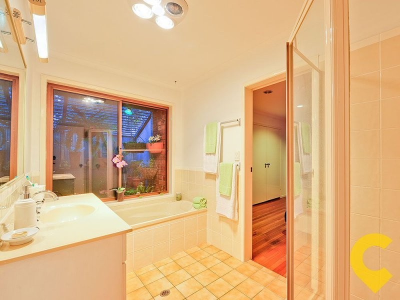 8 Parton Street, Stafford Heights QLD 4053