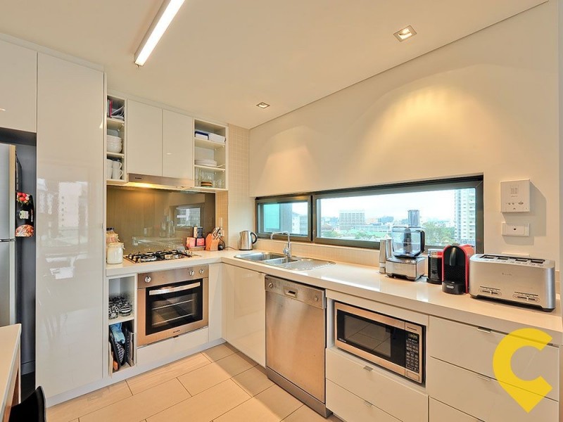 802/109 Astor Terrace, Spring Hill QLD 4000