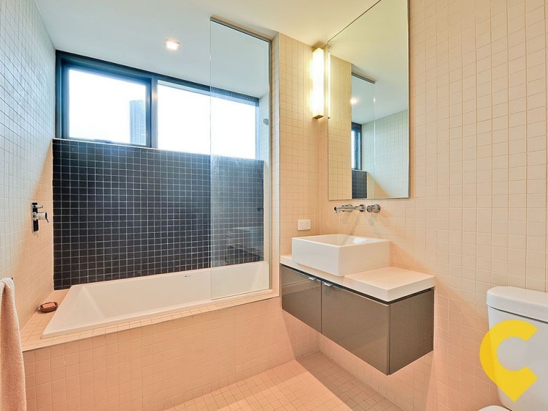 802/109 Astor Terrace, Spring Hill QLD 4000