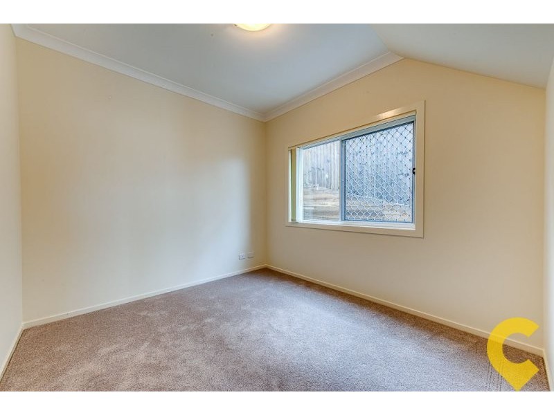 4 Kirkwood Terrace, Springfield Lakes QLD 4300