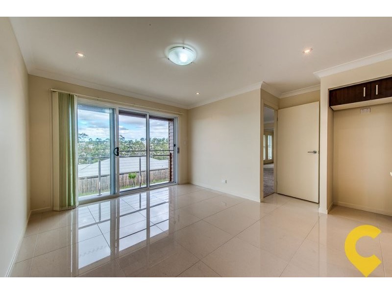 4 Kirkwood Terrace, Springfield Lakes QLD 4300