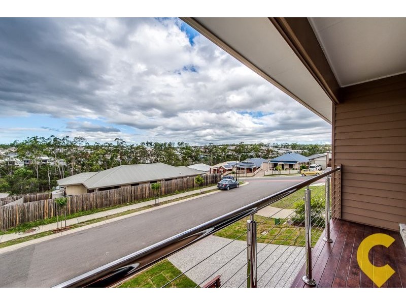 4 Kirkwood Terrace, Springfield Lakes QLD 4300