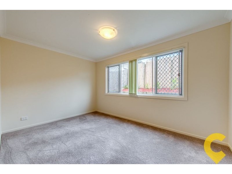 4 Kirkwood Terrace, Springfield Lakes QLD 4300