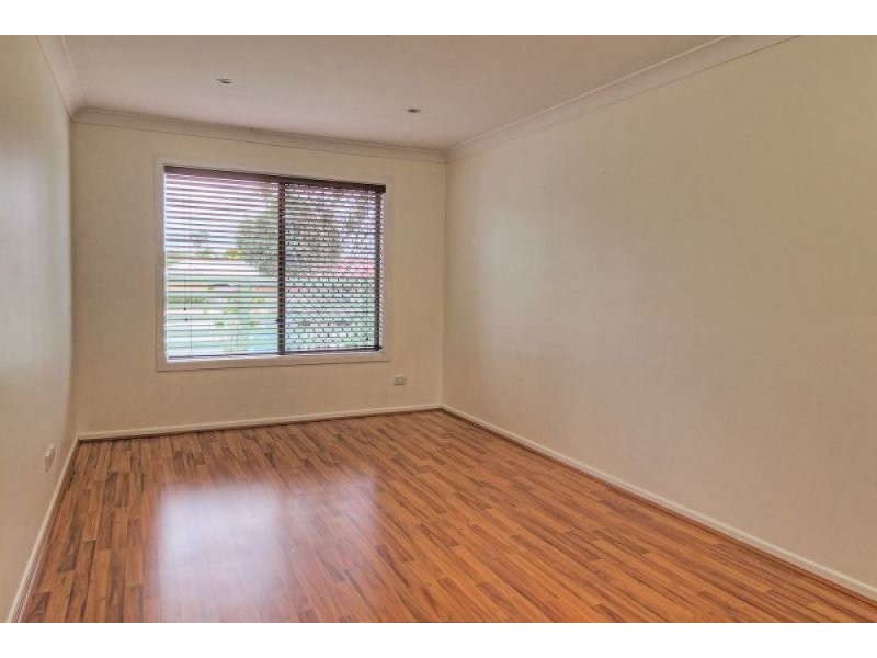 17 Maryland Place, Parkinson QLD 4115