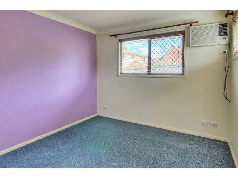17 Maryland Place, Parkinson QLD 4115