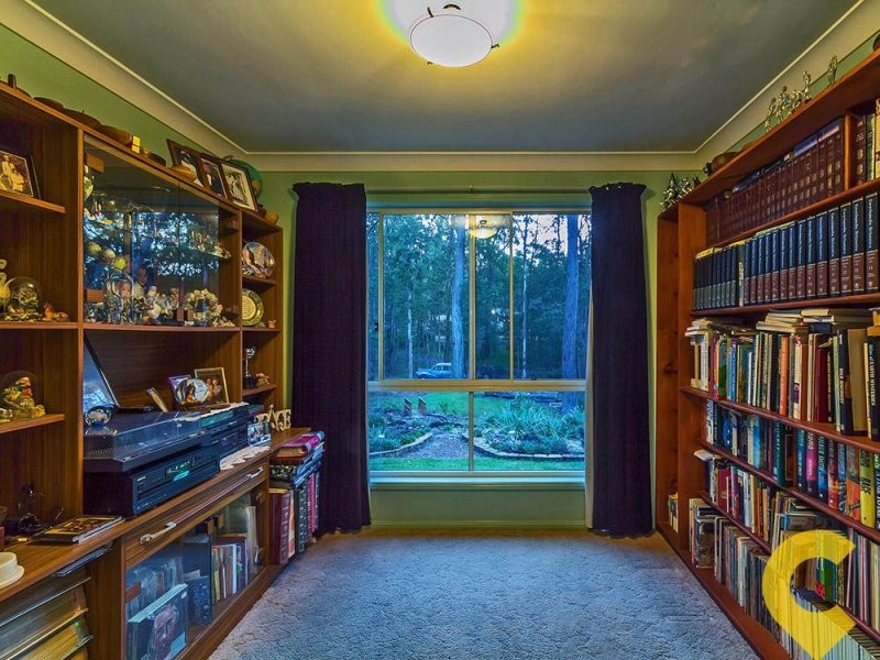 12 Coral Pea Close, Warner QLD 4500