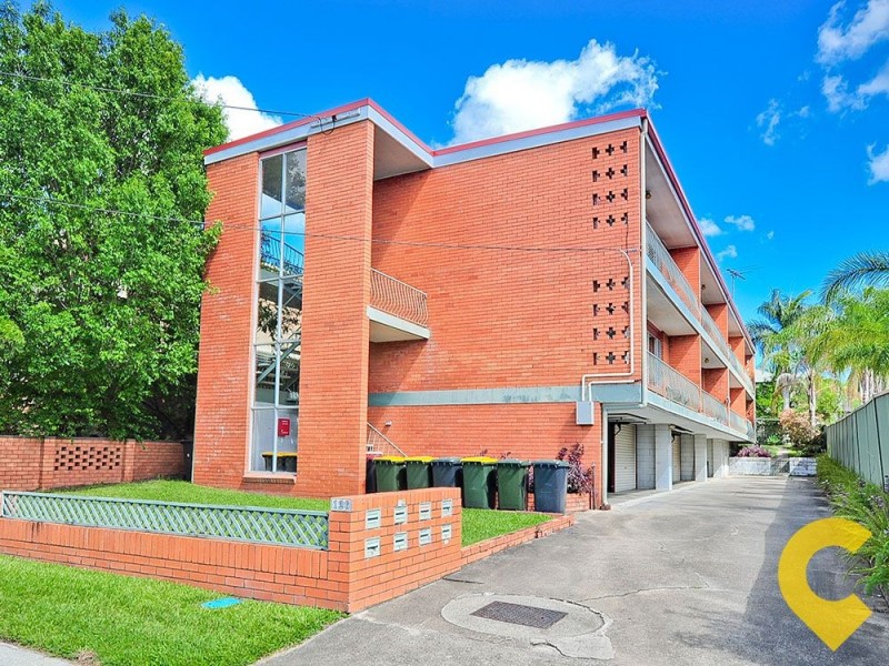 1/126 Pembroke Road, Coorparoo QLD 4151