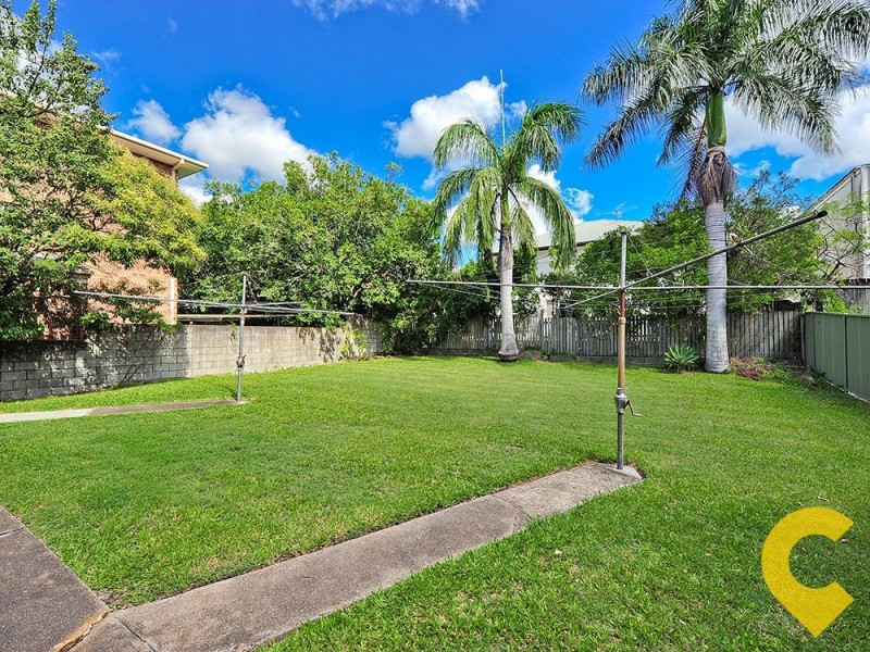 1/126 Pembroke Road, Coorparoo QLD 4151