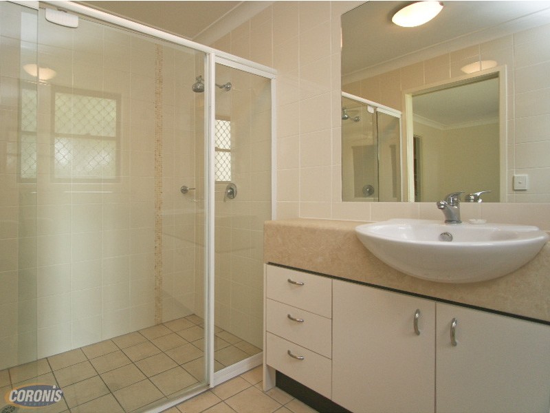 12/17  Suez Street, Gordon Park QLD 4031