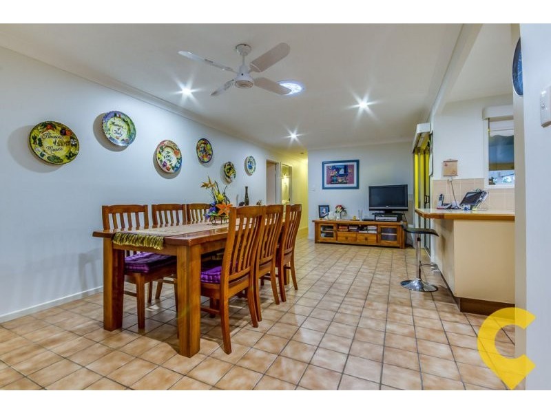 58 Alphitonia Crescent, Sunnybank Hills QLD 4109