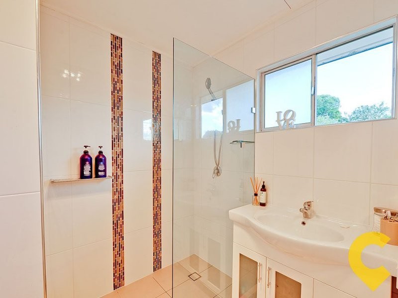 11 Bringelly Street, Arana Hills QLD 4054