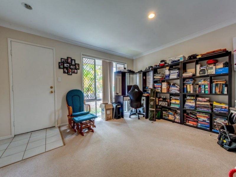 43 Pintail Crescent, Forest Lake QLD 4078