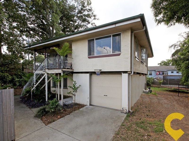 1 Station Street (1071 Anzac Avenue), Petrie QLD 4502